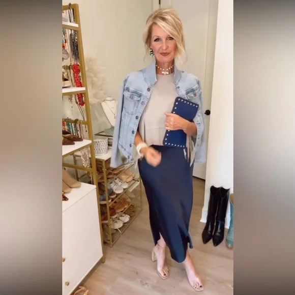 Classic Navy Satin Slip Skirt - Women - Picture 3 of 16